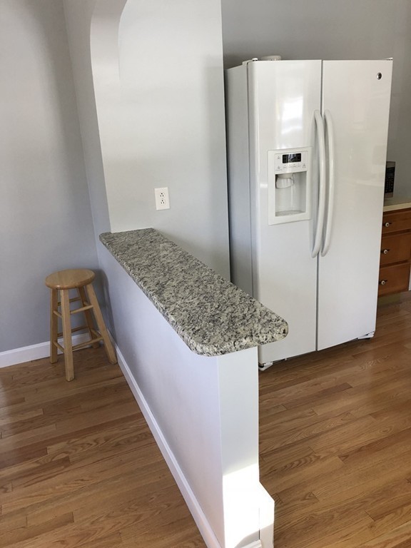 51 Sutton Road Webster, MA 01570 - Photo 5 of 26 Gallery Image 5