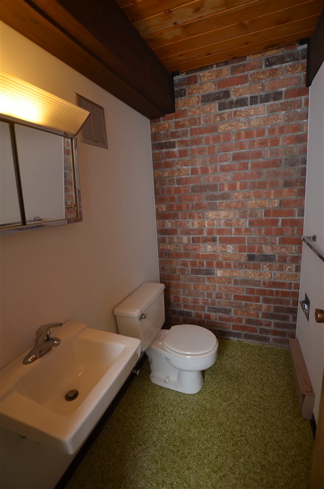 685 Cottage Club Road, Unit 13 Stowe, VT 05672 - Photo 19 of 25 Gallery Image 19