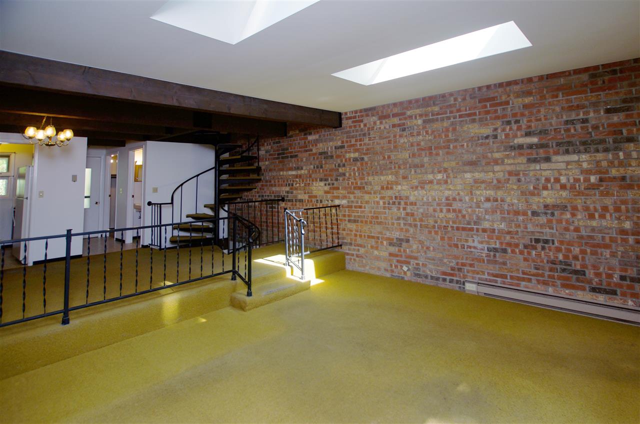 685 Cottage Club Road, Unit 13 Stowe, VT 05672 - Photo 7 of 25 Gallery Image 7