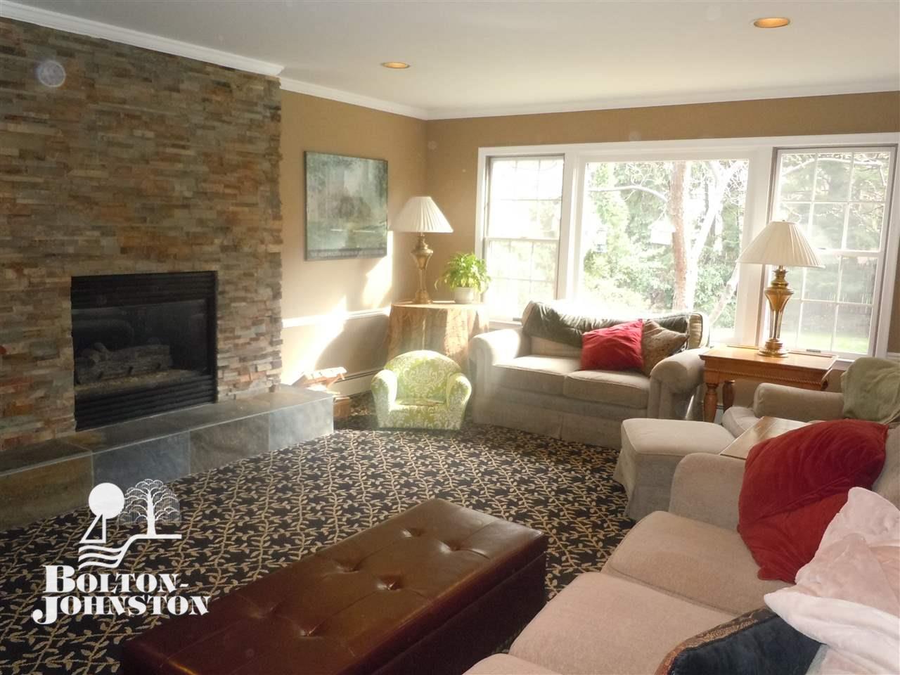 185 Merriweather Road Grosse Pointe Farms, MI 48236 - Photo 7 of 31