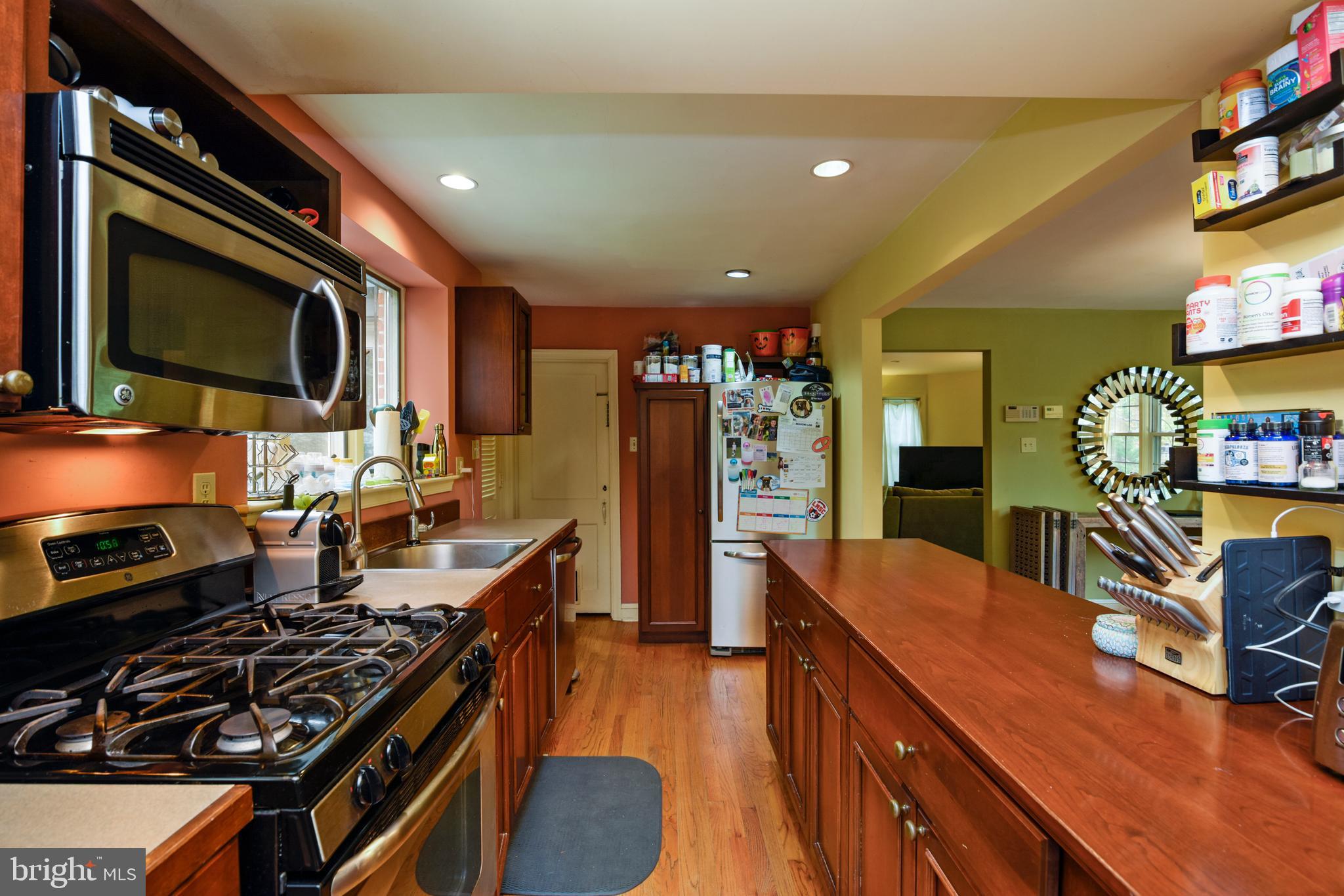 261 Harrogate Road Wynnewood, PA 19096 - Photo 11 of 34