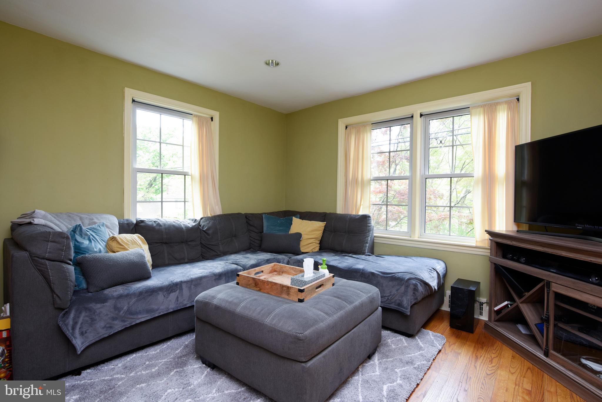 261 Harrogate Road Wynnewood, PA 19096 - Photo 14 of 34