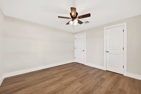 $2,100 | 15230 Highway 36, Needville, TX 77461