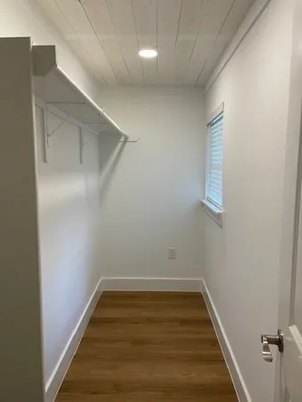 $2,100 | 15230 Highway 36, Needville, TX 77461