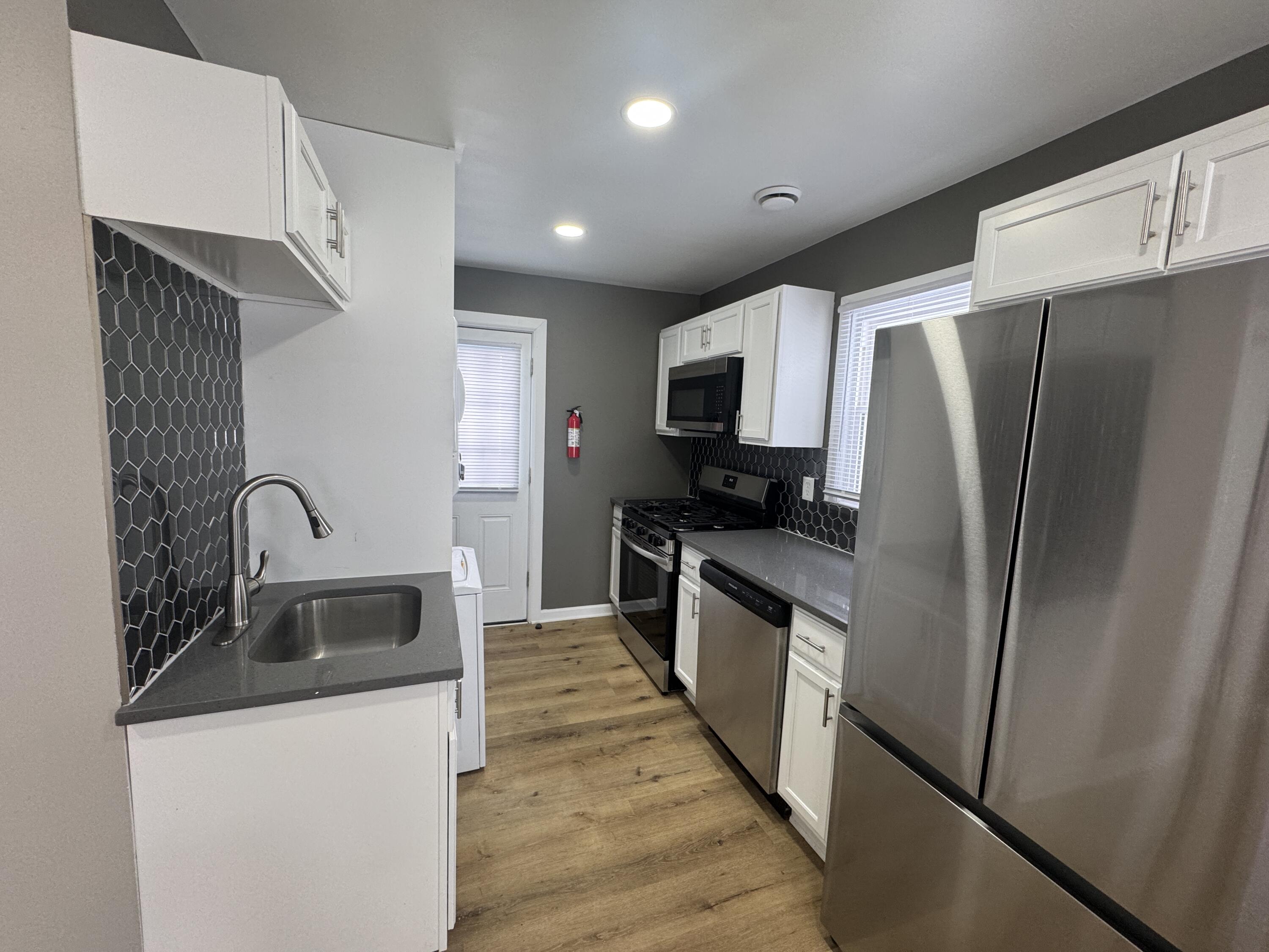 2048 Indiana Street Racine, WI 53405 - Photo 4 of 9 2048 Indiana kitchen angle 1