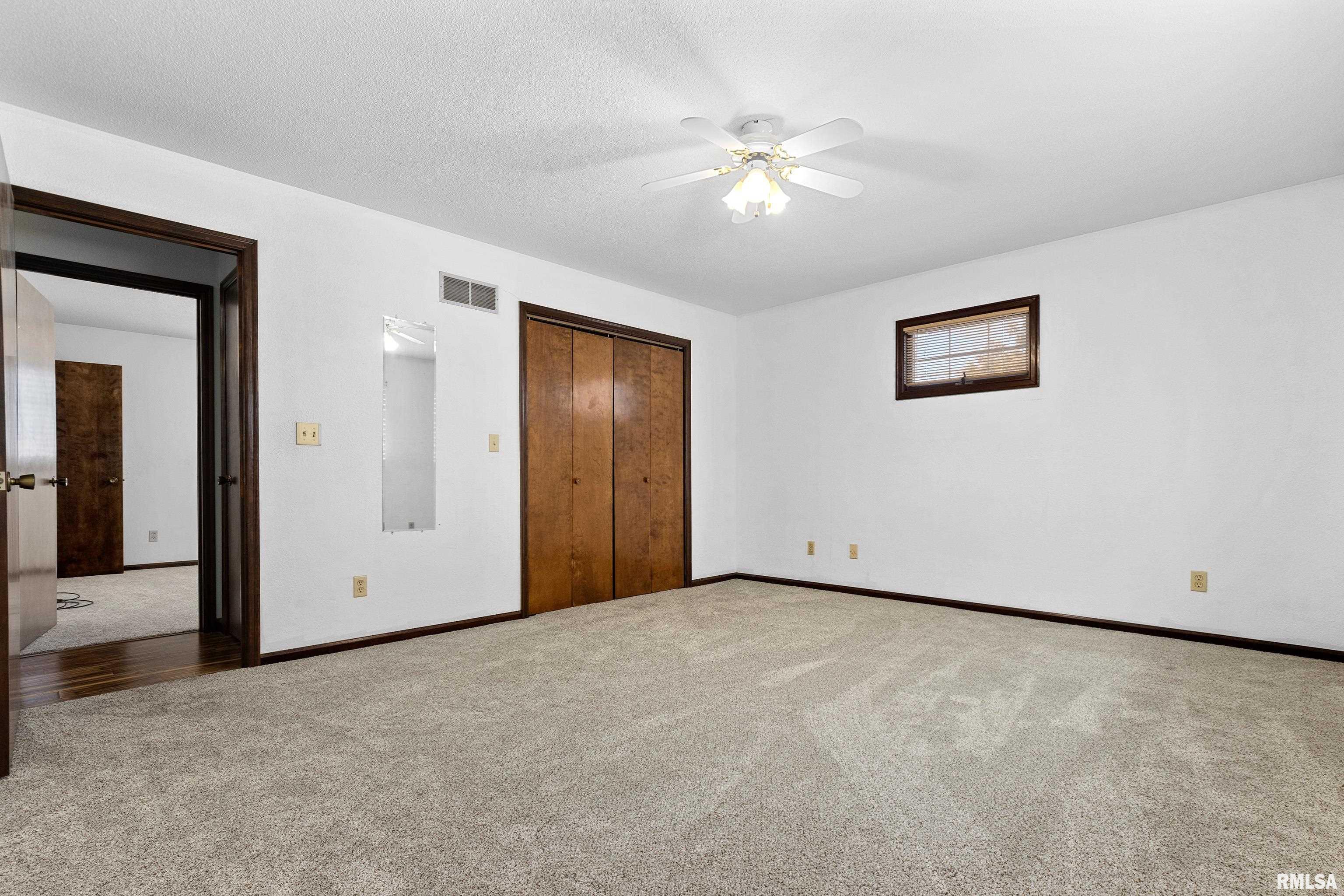 1100 Springfield Road East Peoria, IL 61611 - Photo 27 of 36 Gallery Image 27