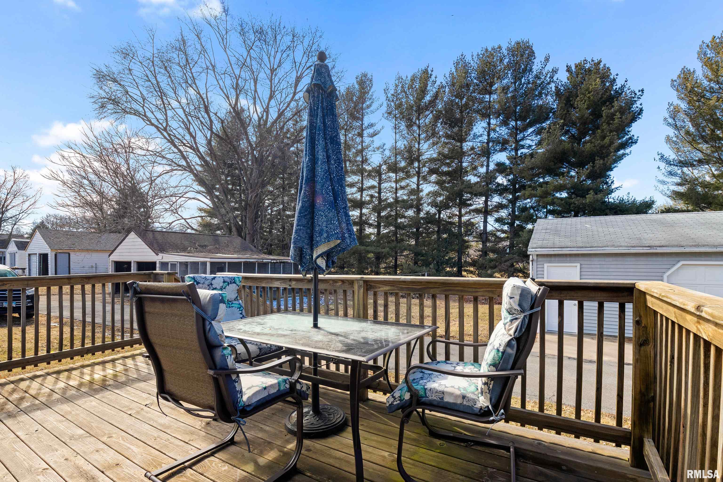 1100 Springfield Road East Peoria, IL 61611 - Photo 8 of 36 Gallery Image 8
