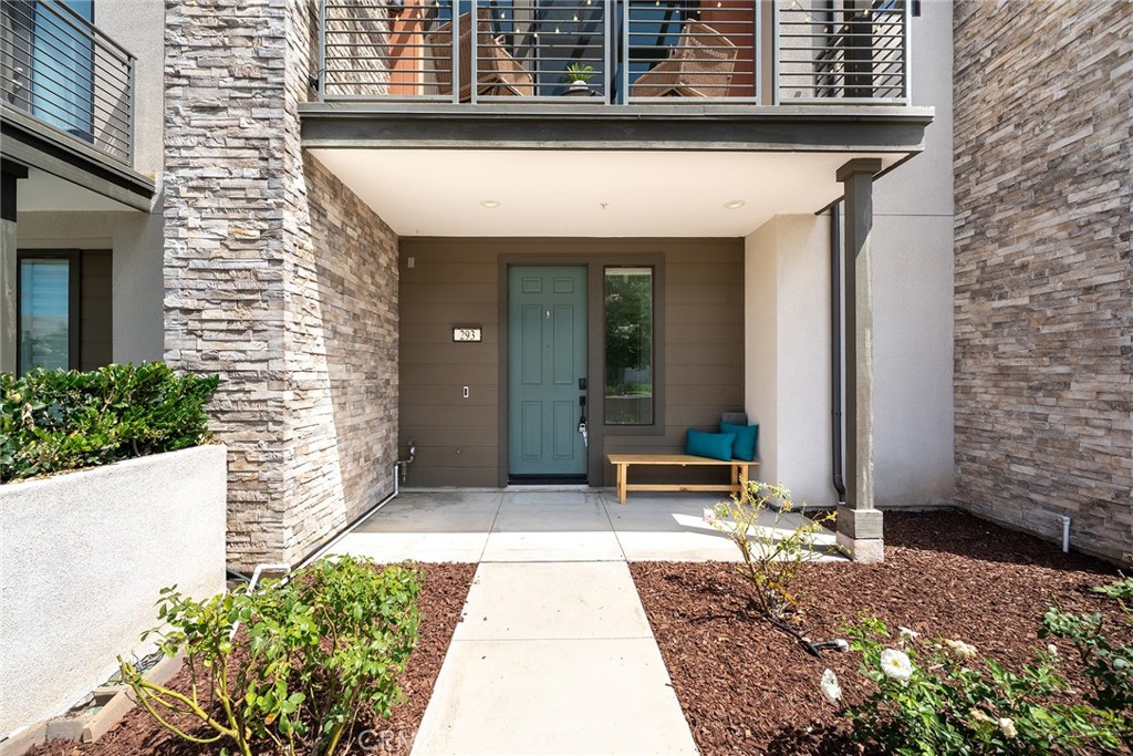 293 Merit Irvine, CA 92618 - Photo 3 of 50