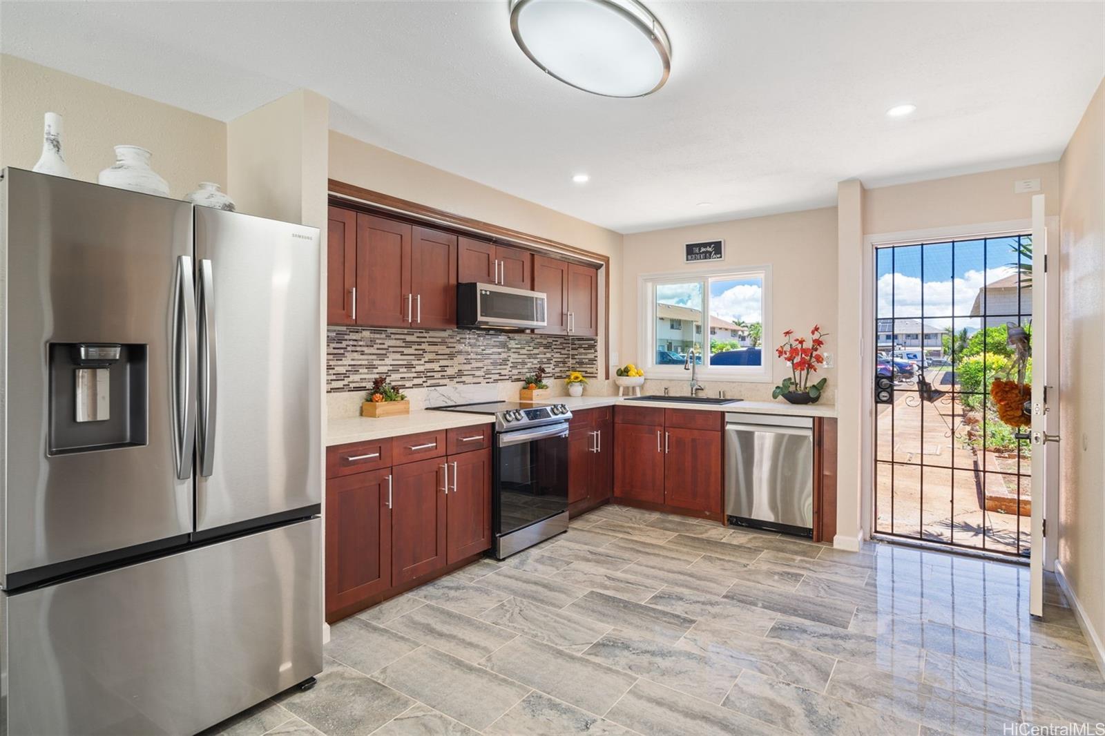 91624 Kilaha Street, Unit 16, Ewa Beach, HI 96706 Compass