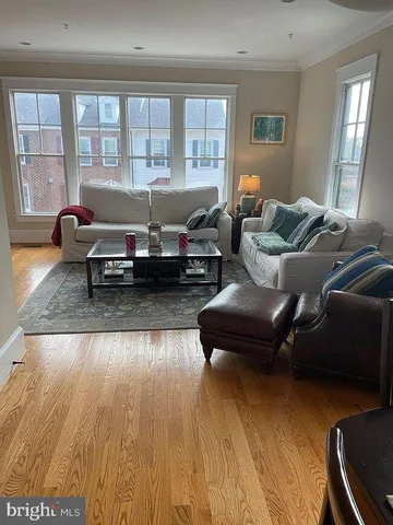 $3,800 | 2132 North Tazewell Court, Arlington, VA 22207