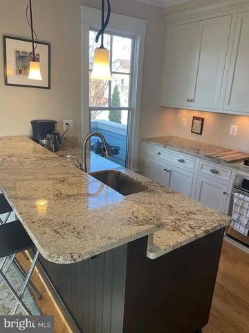 $3,800 | 2132 North Tazewell Court, Arlington, VA 22207