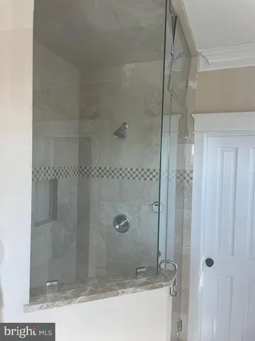 $3,800 | 2132 North Tazewell Court, Arlington, VA 22207