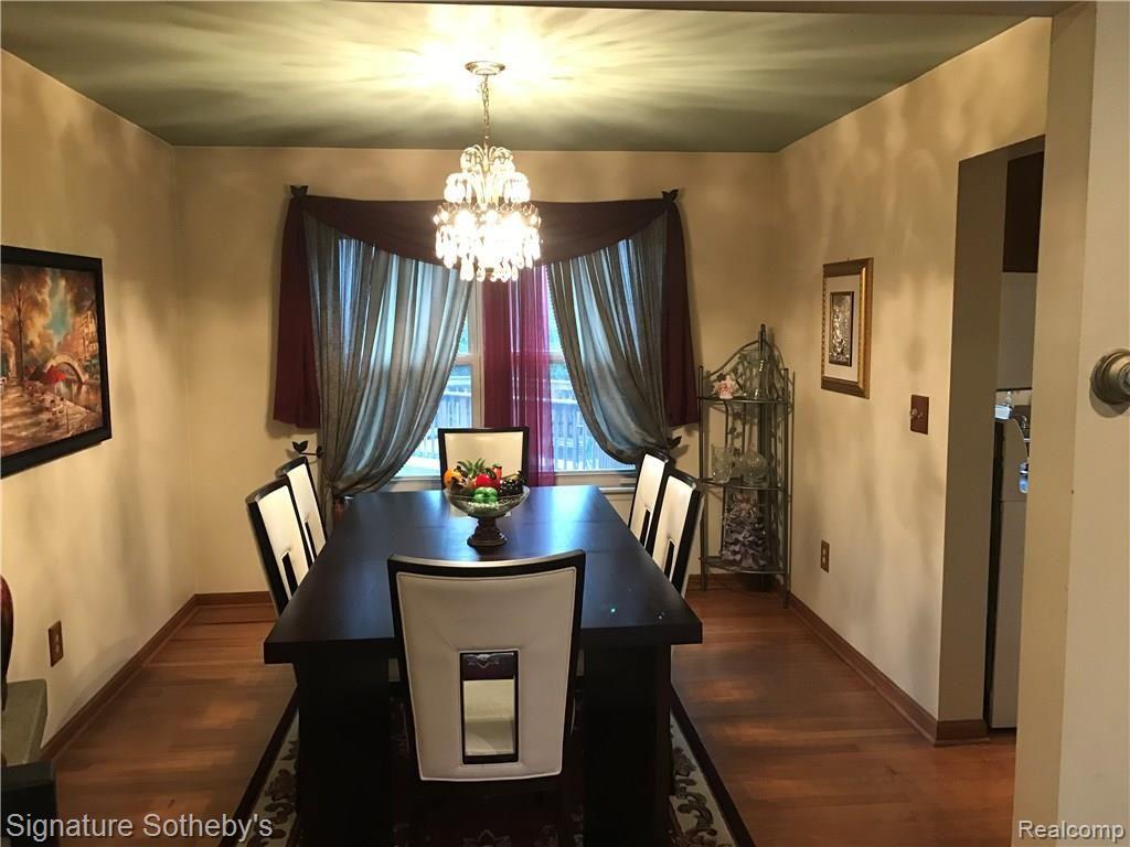721 Abbey Court Rochester Hills, MI 48307 - Photo 9 of 24