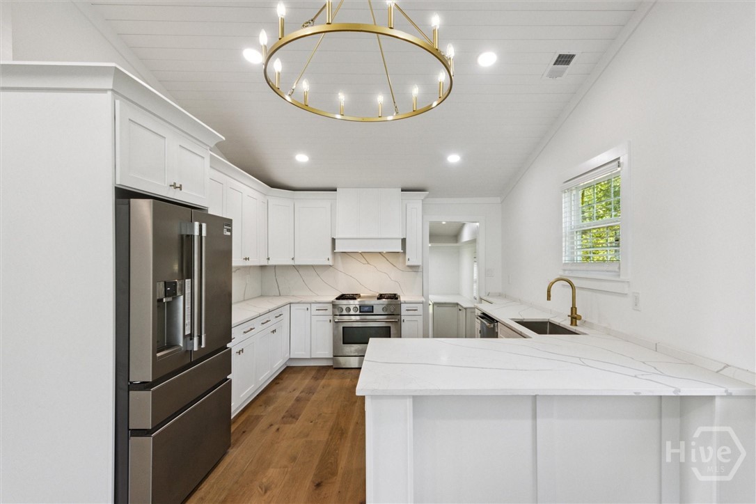 2603 Livingston Avenue Savannah, GA 31406 - Photo 11 of 39