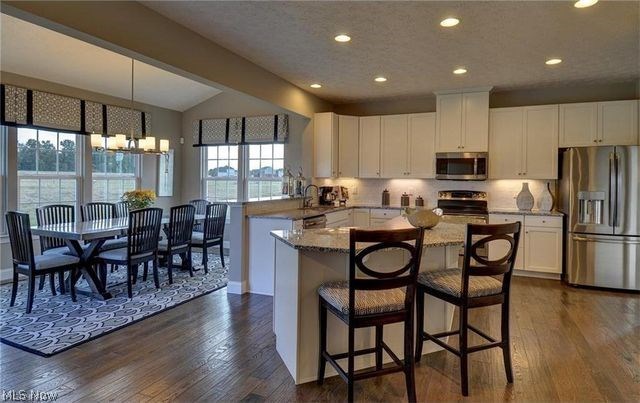 31954 Pepper Ridge Run North Ridgeville, OH 44039 - Photo 6 of 17 Gallery Image 6