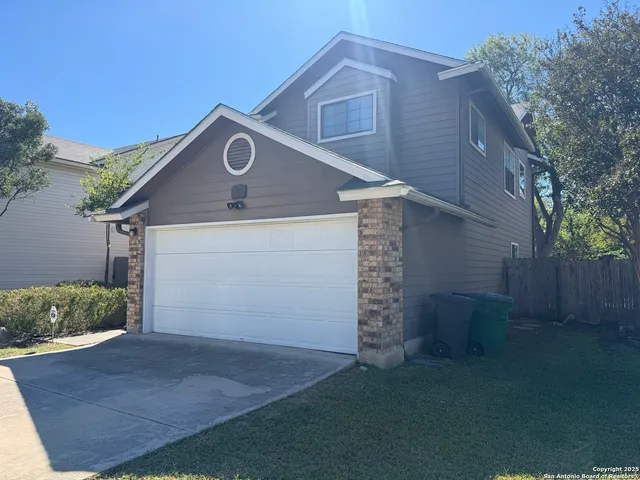 $1,850 | 16739 Crystal Glade, San Antonio, TX 78247