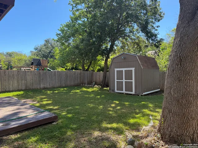 $1,850 | 16739 Crystal Glade, San Antonio, TX 78247