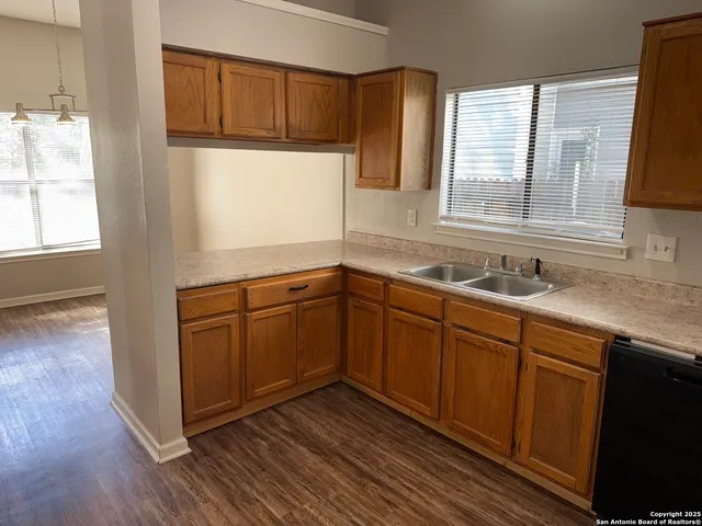 $1,850 | 16739 Crystal Glade, San Antonio, TX 78247