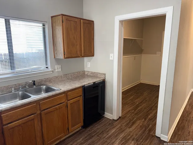 $1,850 | 16739 Crystal Glade, San Antonio, TX 78247