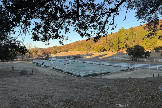 $3,088,000 | 40075 Avenida La Cresta, Murrieta, CA 92562