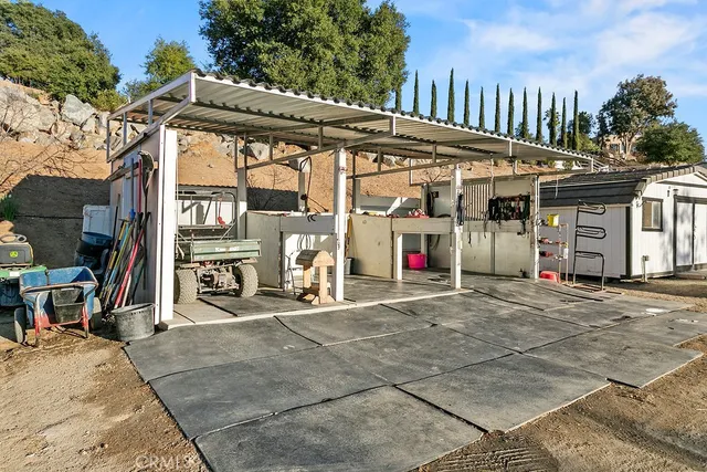 $3,088,000 | 40075 Avenida La Cresta, Murrieta, CA 92562