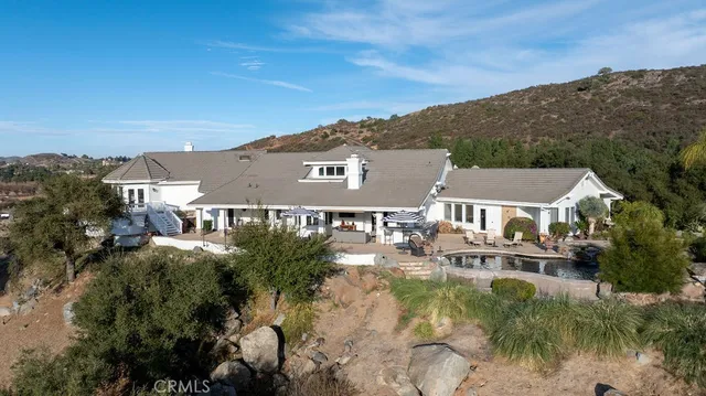 $3,088,000 | 40075 Avenida La Cresta, Murrieta, CA 92562