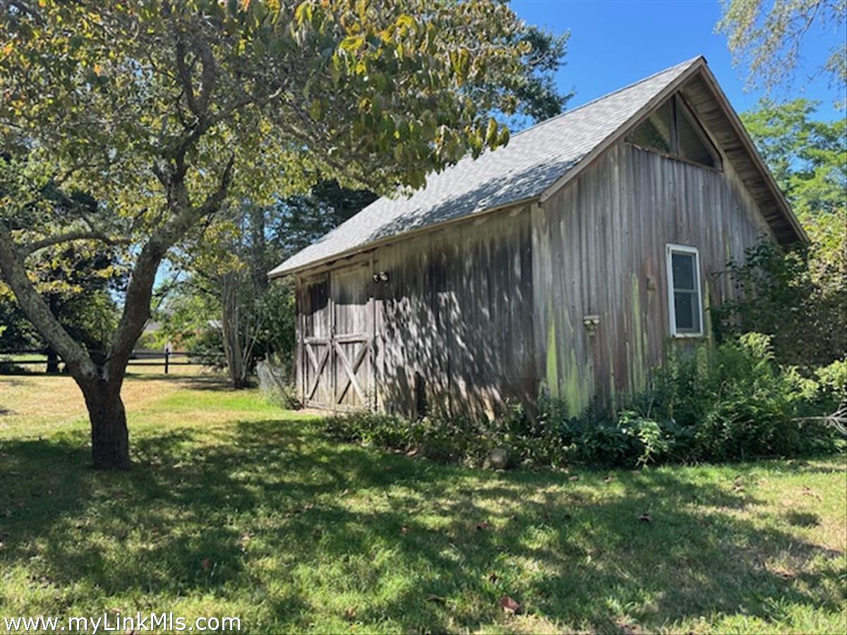 651 State Road West Tisbury, MA 02568 - Photo 12 of 48