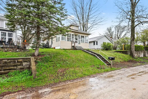 $265,000 | 7965 Sauer Drive, Gregory, MI 48137