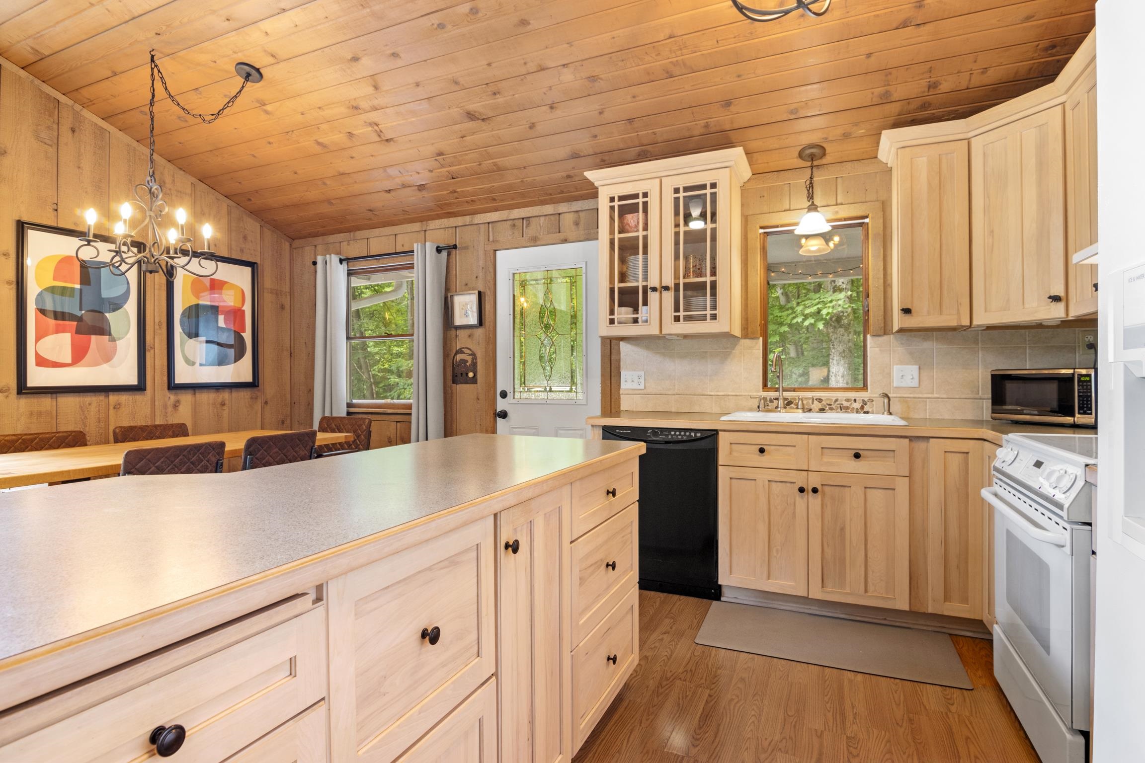 6820 Grindle Strause Road Bellaire, MI 49615 - Photo 7 of 31 1935976-36498acf-906d-4c4b-ae1f-031bab6a8ddd.JPG
