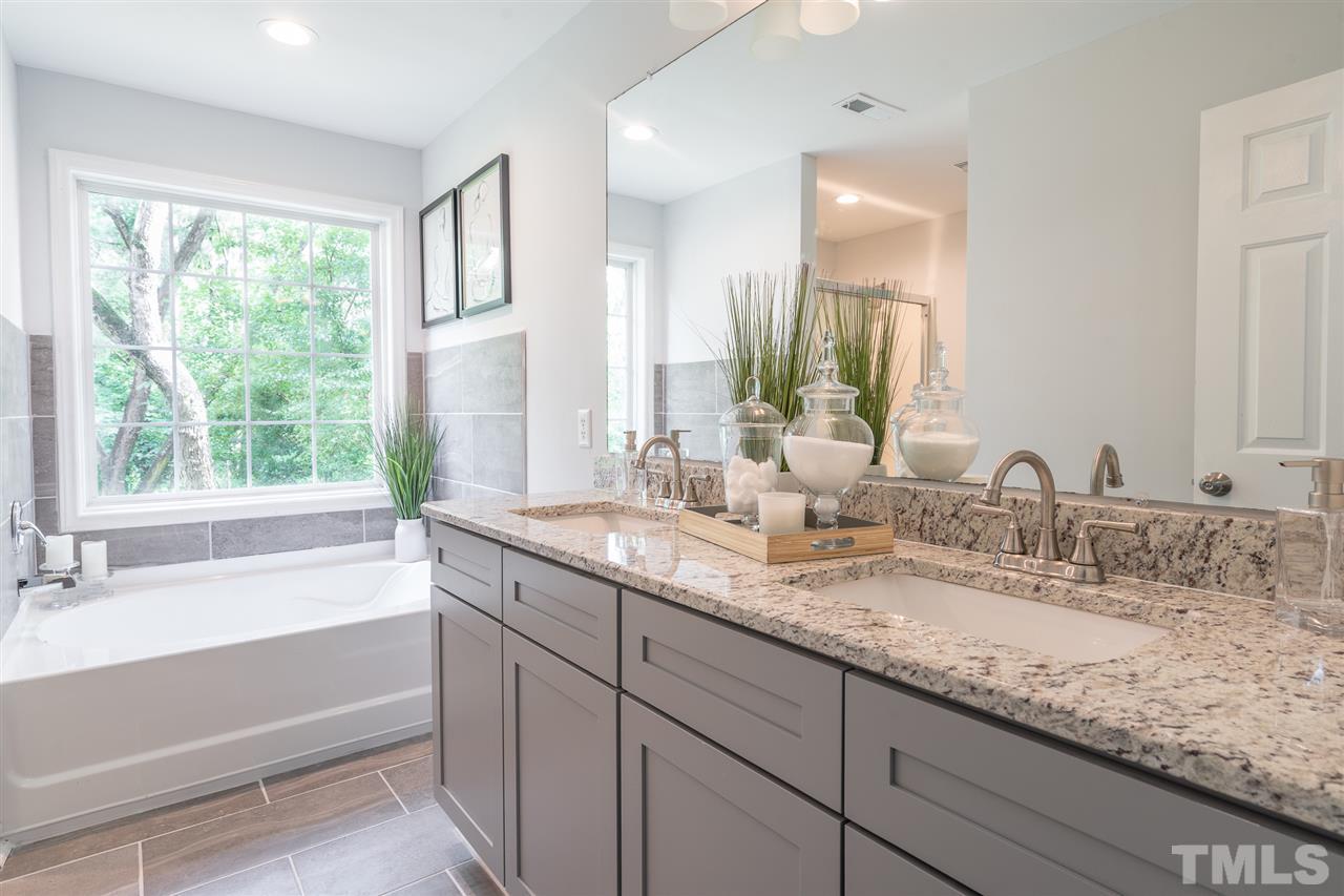 2512 Little John Road Raleigh, NC 27610 - Photo 12 of 24