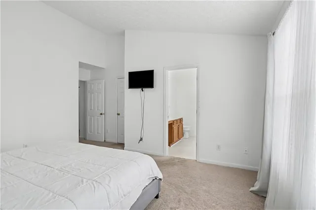 $2,000 | 102 Weatherstone Square Drive, Woodstock, GA 30188