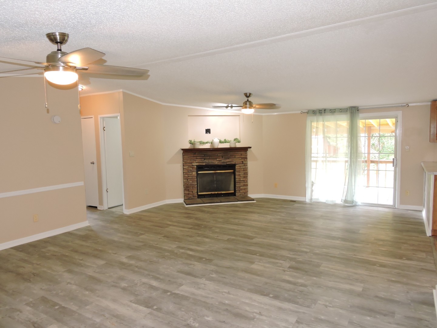 411 Bob Meadows Road Manchester, TN 37355 - Photo 6 of 34