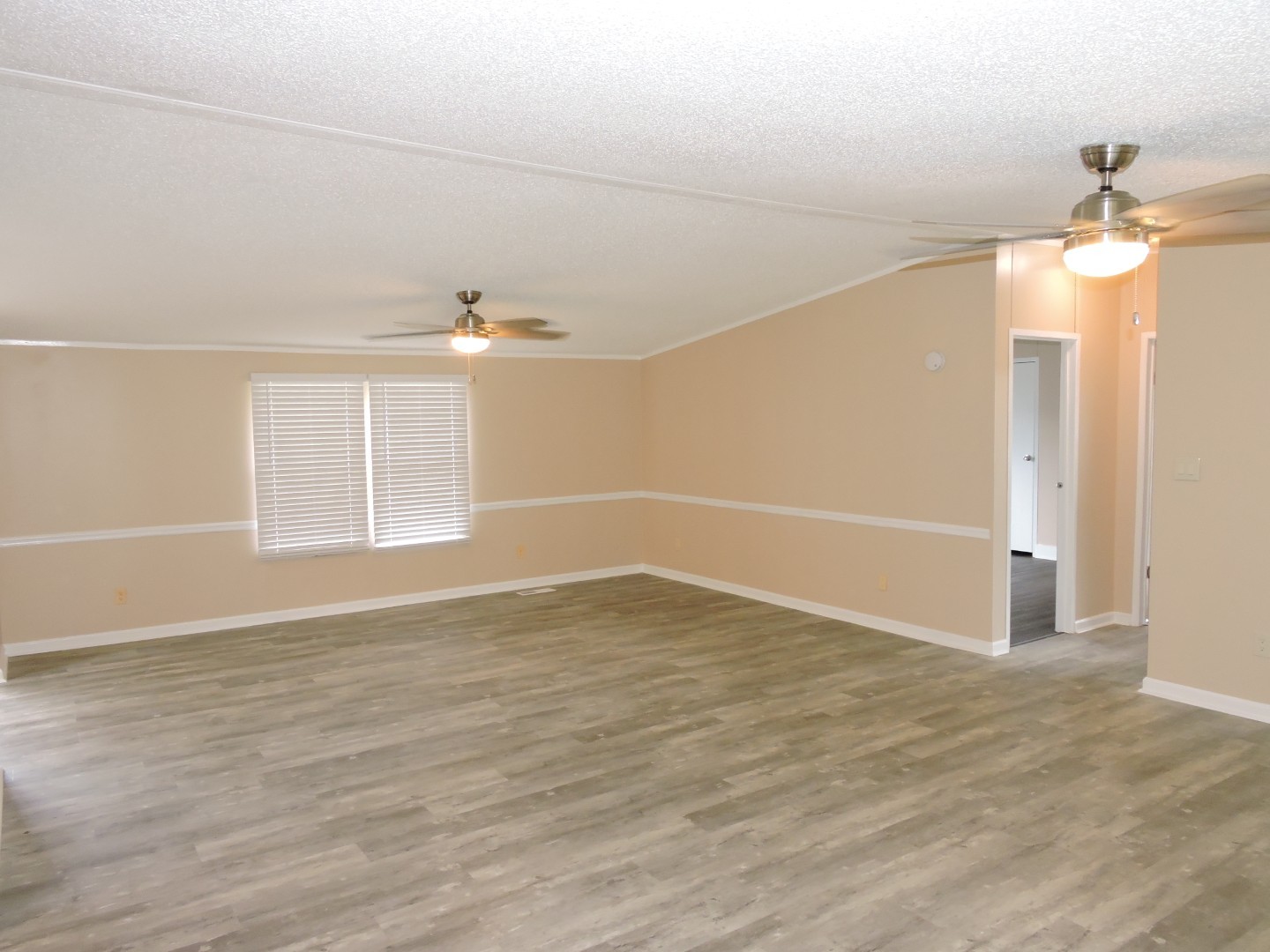 411 Bob Meadows Road Manchester, TN 37355 - Photo 7 of 34