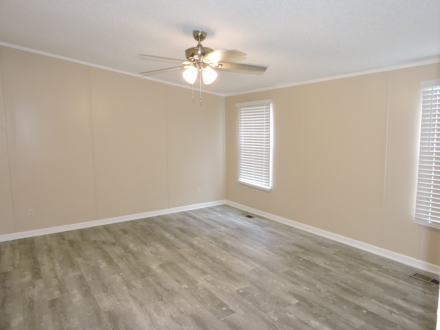 411 Bob Meadows Road Manchester, TN 37355 - Photo 8 of 34