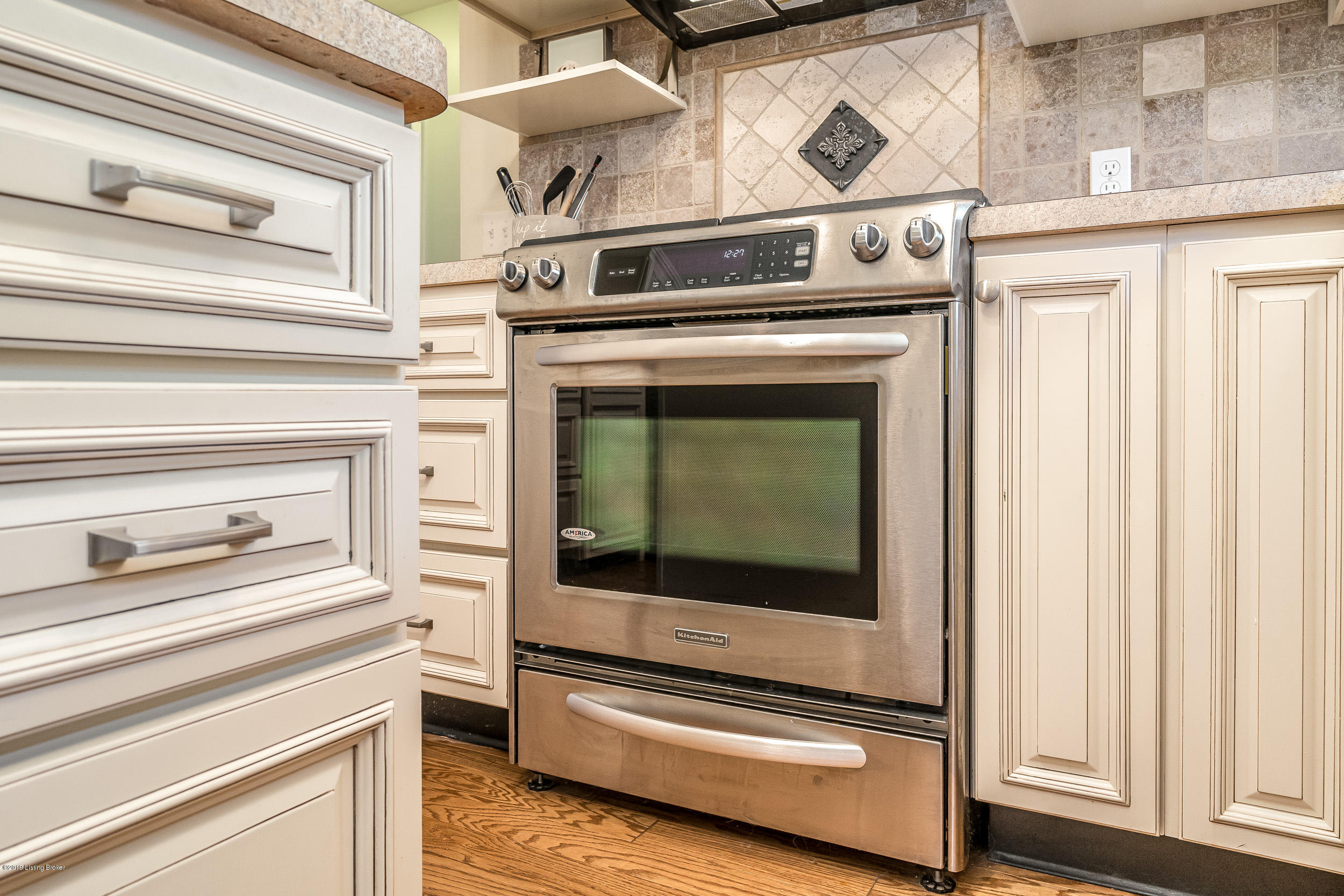 814 Stivers Road Louisville, KY 40207 - Photo 24 of 44 814 Stivers Rd-28
