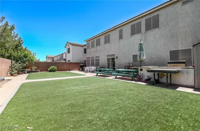 $624,900 | 418 Finch Ridge Avenue, North Las Vegas, NV 89032