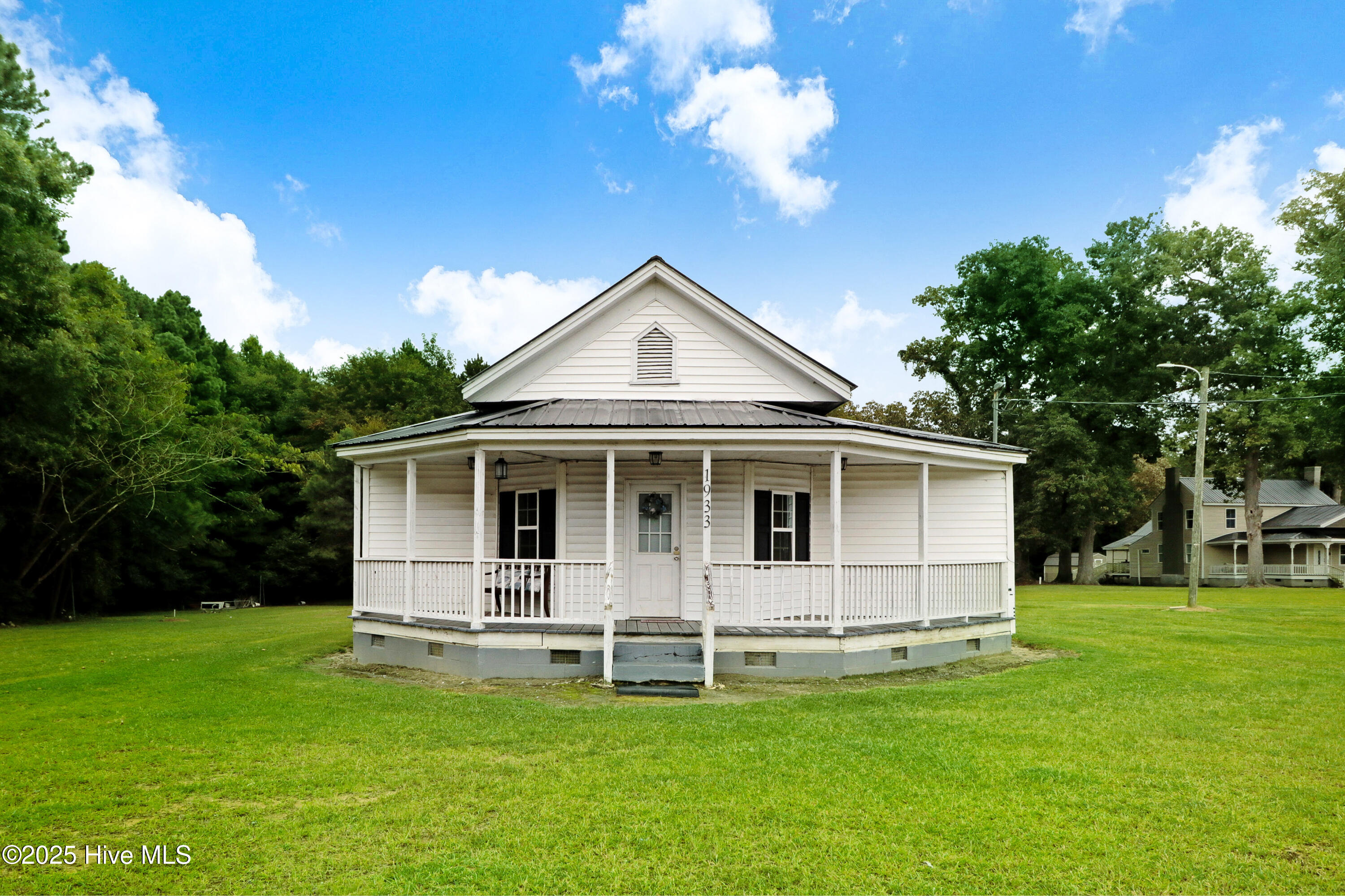 1955 Old Cornwallis Road Princeton, NC 27569 - Photo 2 of 25 01-1933 Old Cornwallis Rd-1