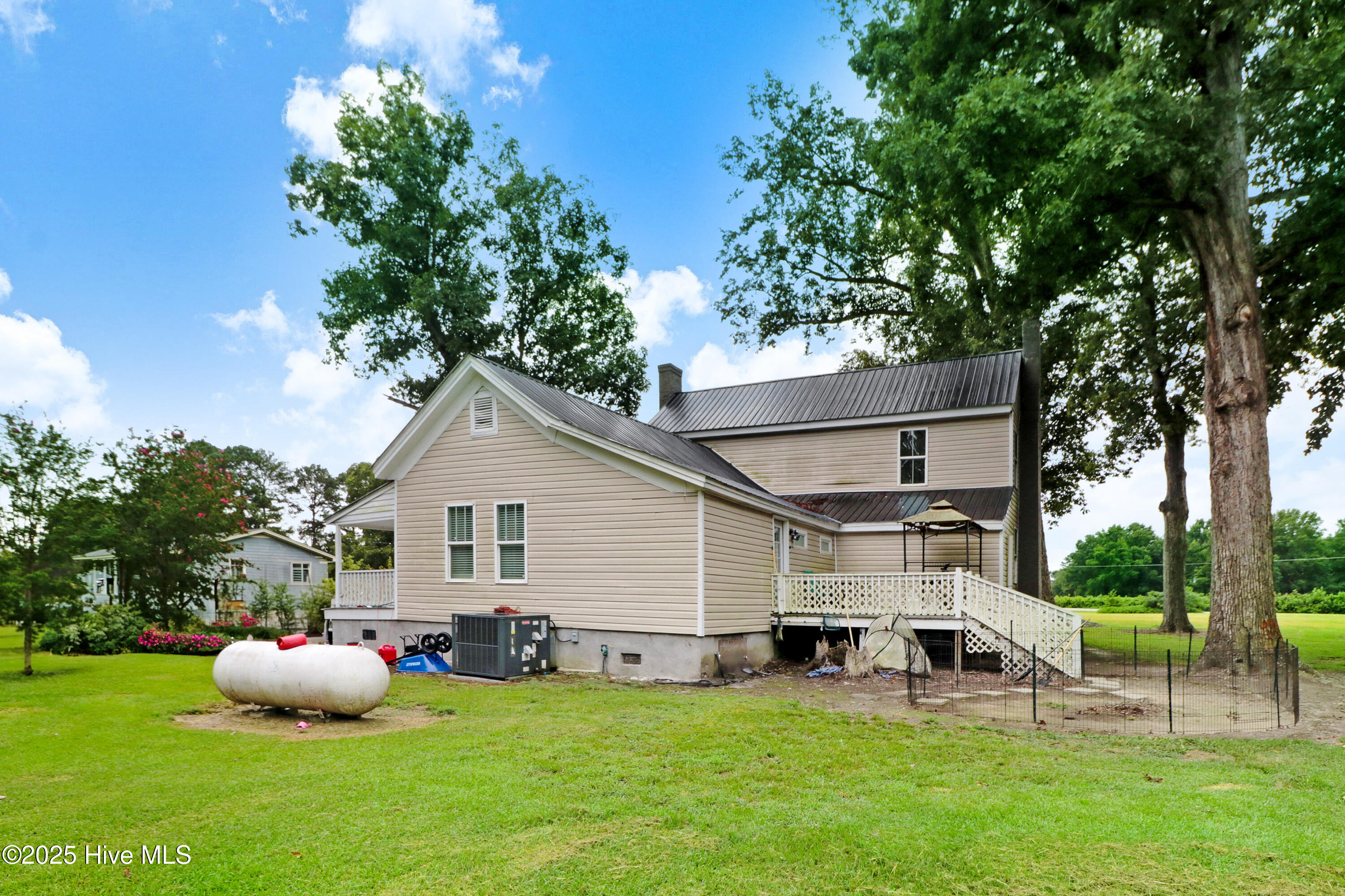 1955 Old Cornwallis Road Princeton, NC 27569 - Photo 10 of 25 09-1933 Old Cornwallis Rd-9