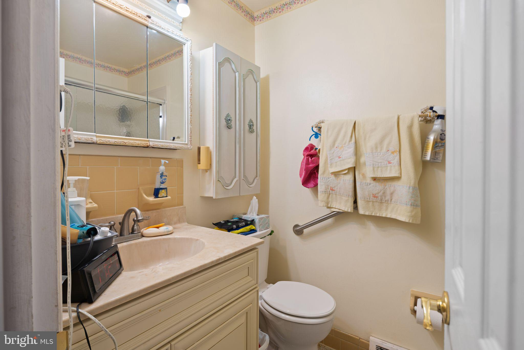 1228 Herschel Road Philadelphia, PA 19116 - Photo 27 of 32 Gallery Image 27