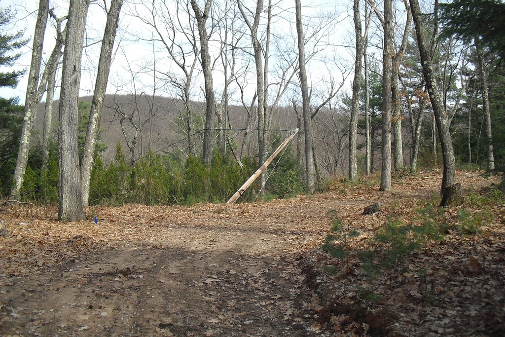 2 Mountain Road Southampton, MA 01073 - Photo 4 of 5 Gallery Image 4