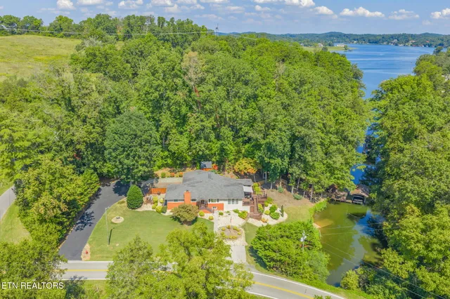 $825,000 | 9203 Antioch Church Road East, Lenoir City, TN 37772