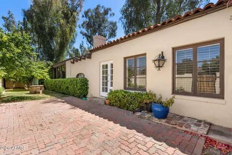 $2,395,000 | 4040 East Elm Street, Phoenix, AZ 85018