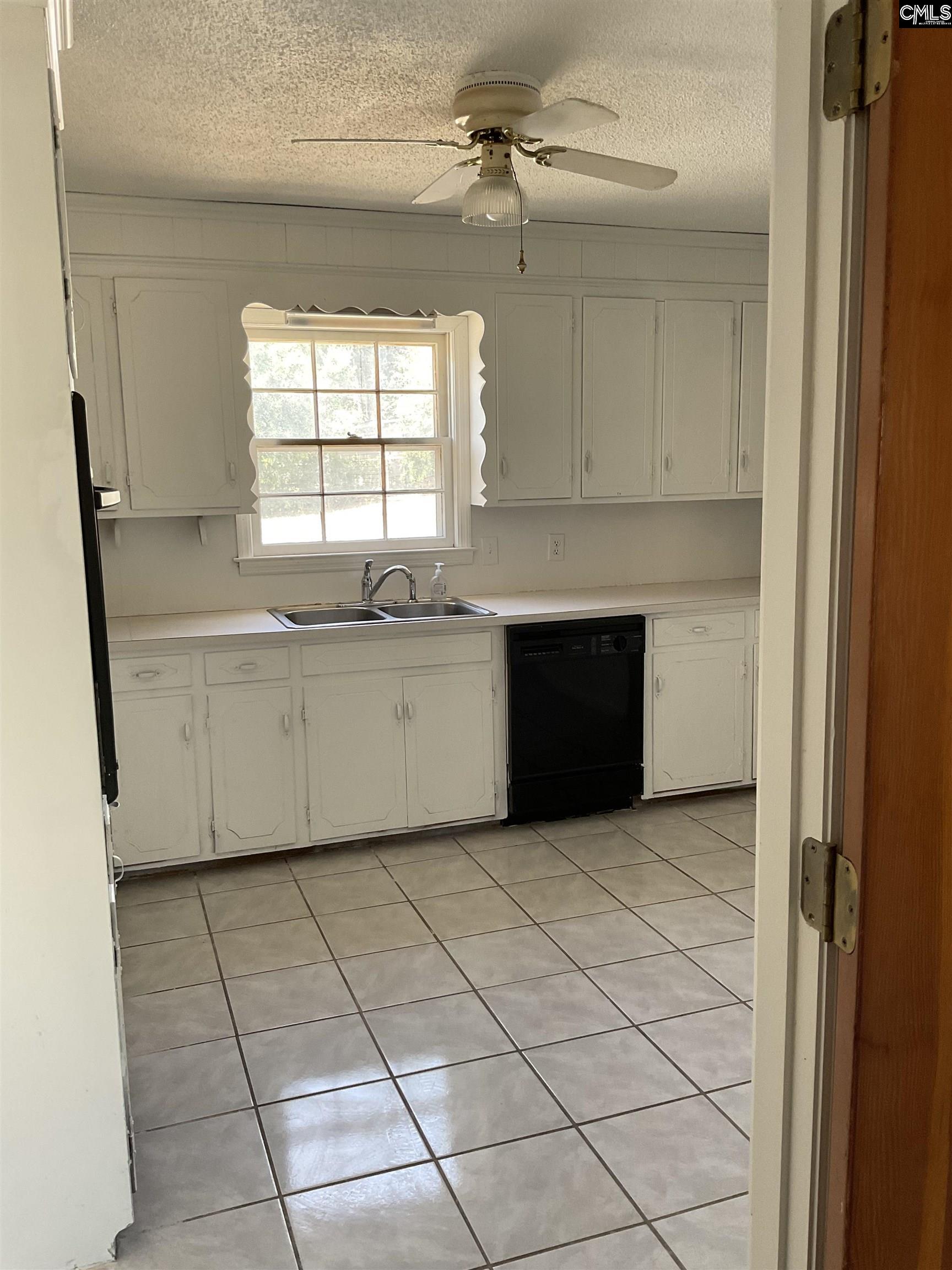 586 Beverly Hills Road Camden, SC 29020 - Photo 18 of 40