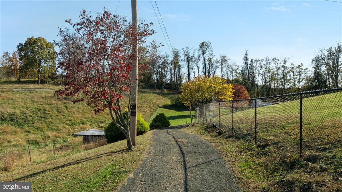 13886 Crest Hill Road Flint Hill, VA 22627 - Photo 45 of 45 a garden view