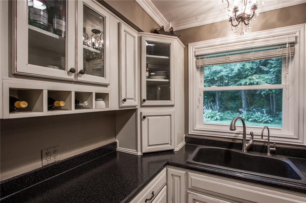 2285 Wynnedale Road Indianapolis, IN 46228 - Photo 19 of 37 Gallery Image 19