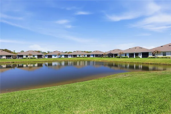 $349,900 | 6140 Spicewood Lane, Vero Beach, FL 32966