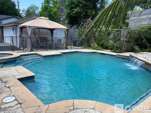 $4,900 | 5232 Piping Rock Lane, Houston, TX 77056