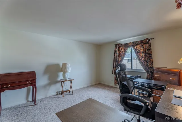 $149,000 | 135 Old Lyme Drive, Unit 4, Amherst, NY 14221