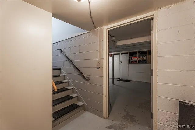 $149,000 | 135 Old Lyme Drive, Unit 4, Amherst, NY 14221