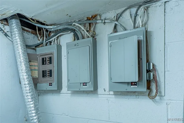 $149,000 | 135 Old Lyme Drive, Unit 4, Amherst, NY 14221